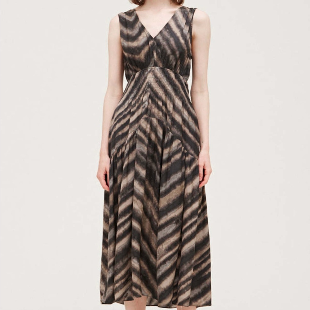 Grate and Gather Satin Slate dress with Pockets